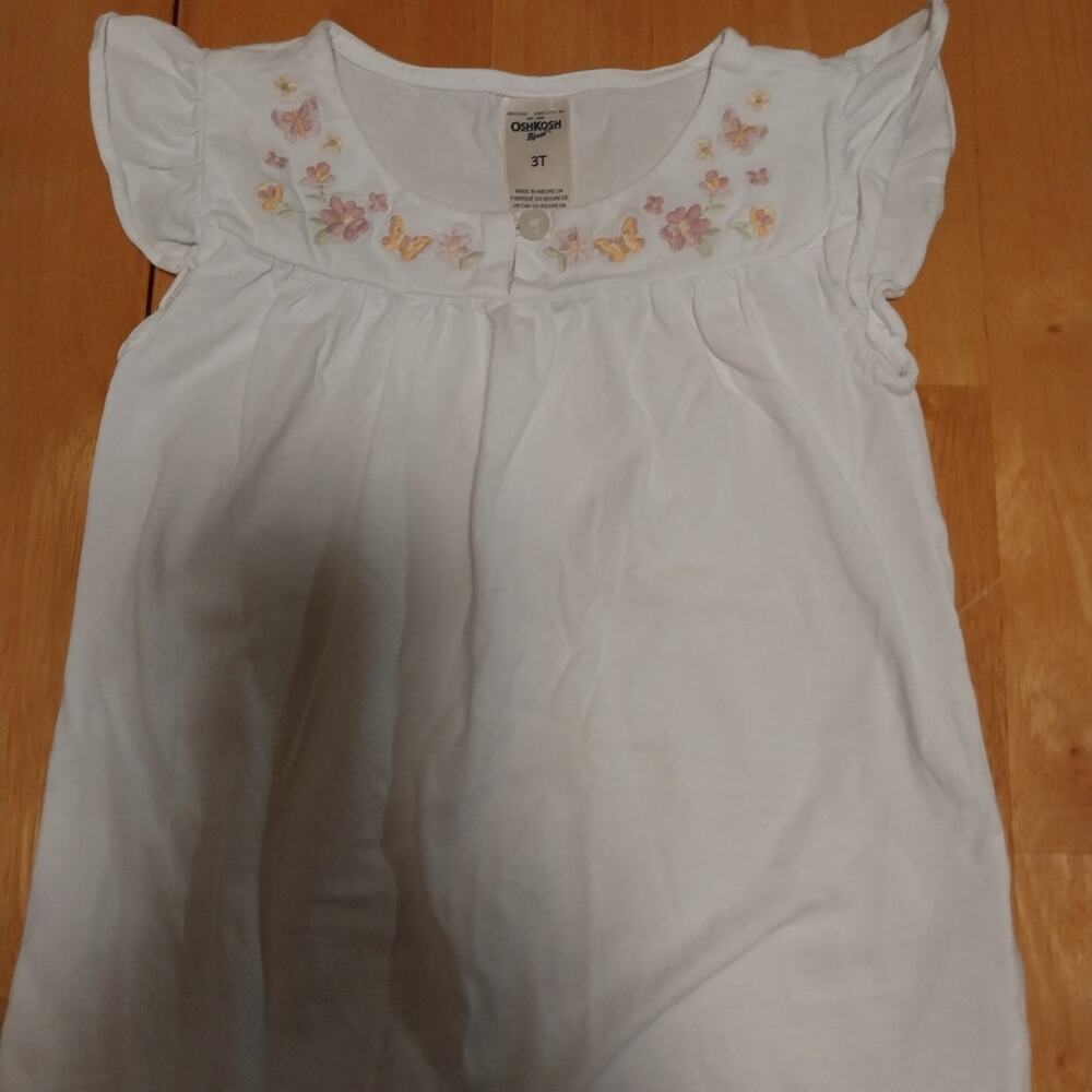 OshKosh B'gosh Vintage White Shirt with  Embroidered Flowers